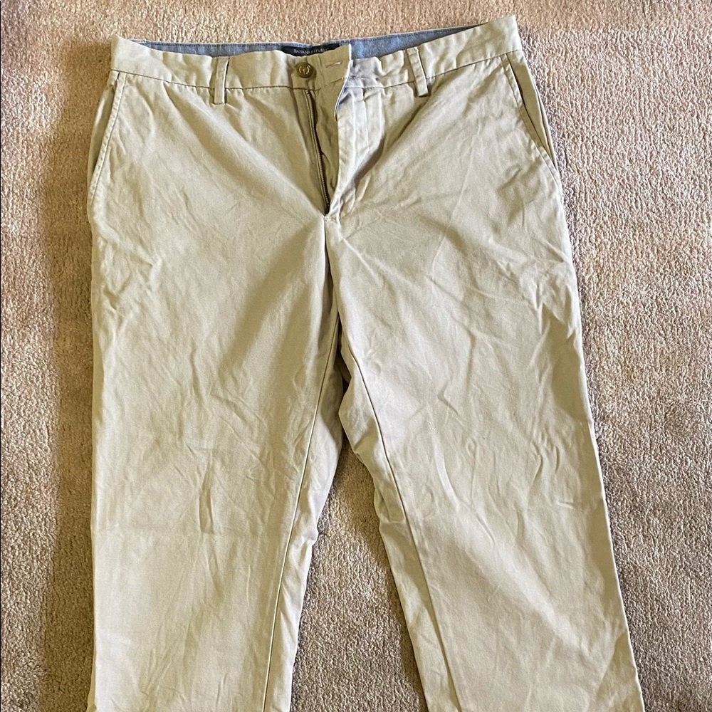 Banana Republic Emerson Straight Chino size 34/32